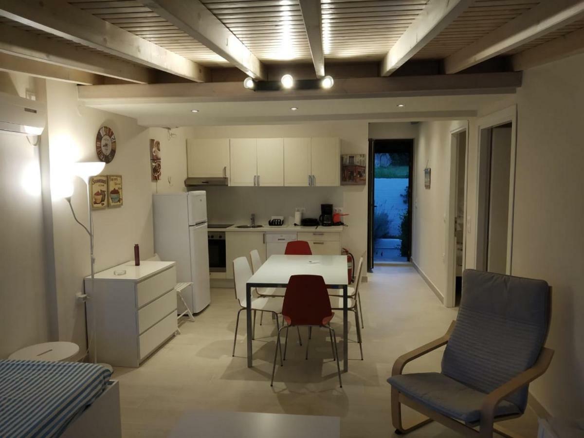 Ferienwohnung Isabel Artemis Khorevtón Exterior foto